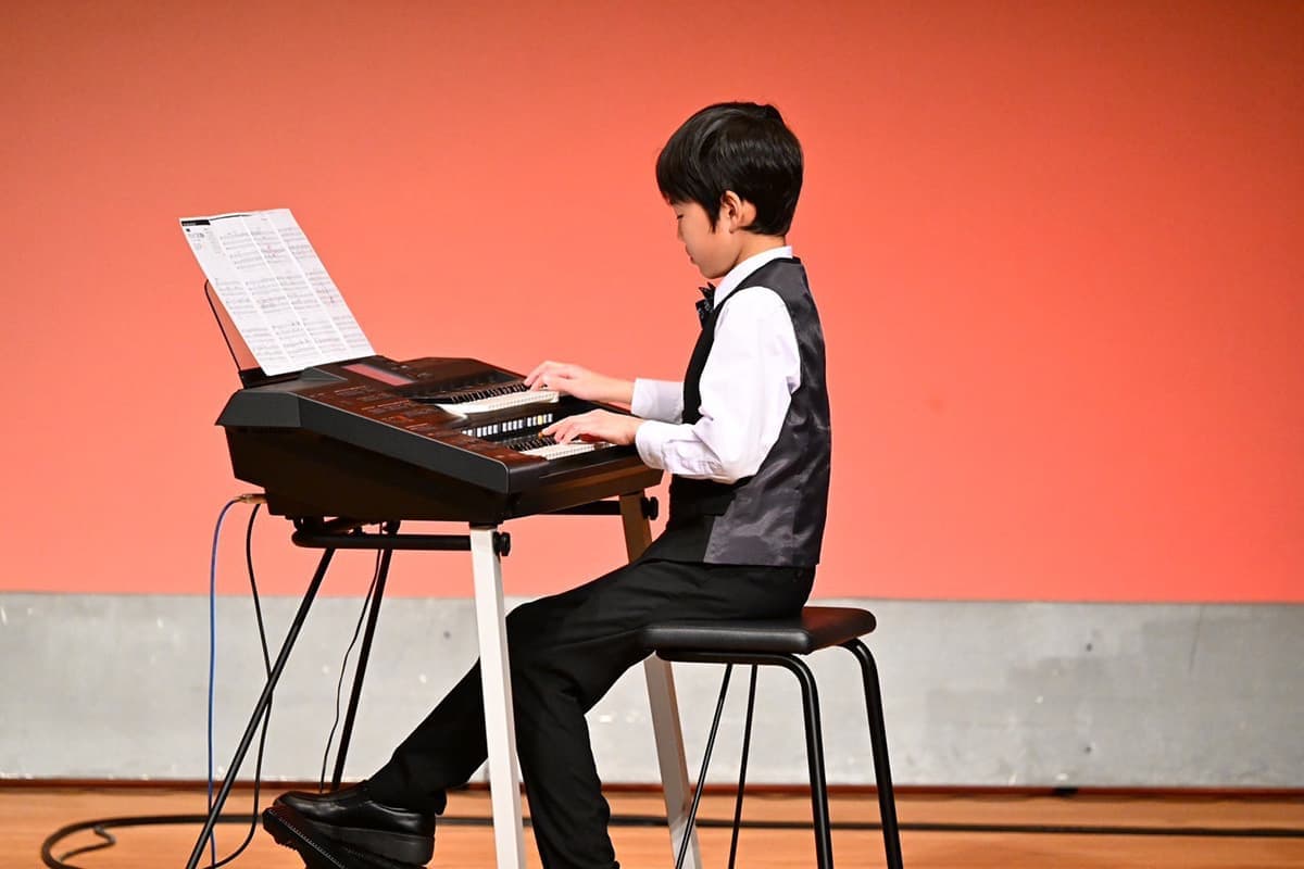 富士市のおすすめ音楽教室、ウスイ音楽教室の第13回ウスイ音楽教室発表会